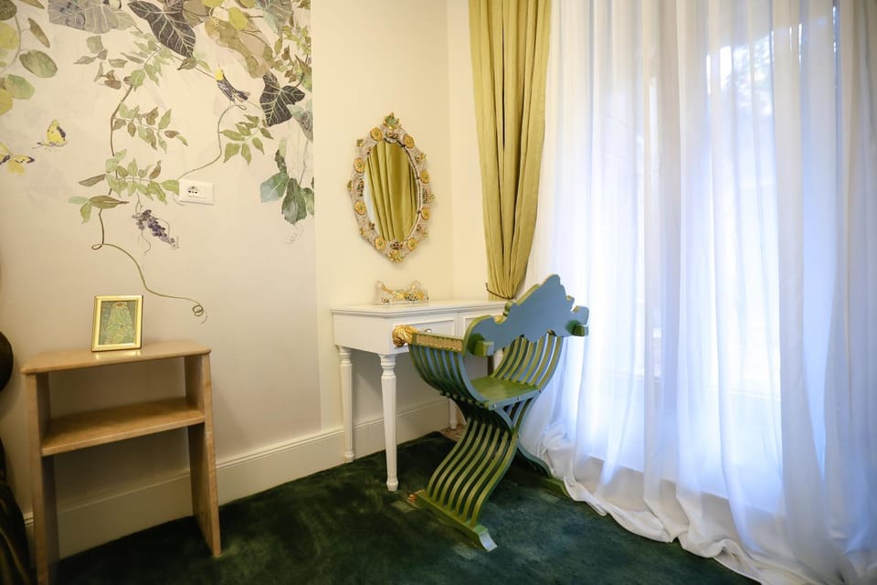 Seating area