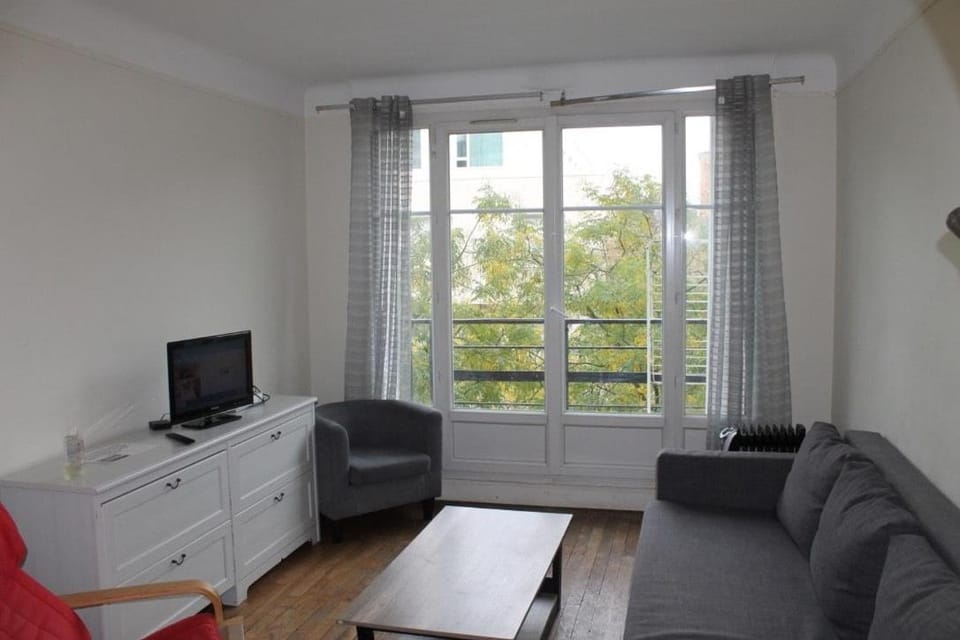 Appartement Rue Alesia Apartment in Paris