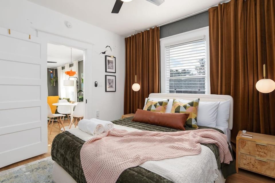 Bed, Bedroom