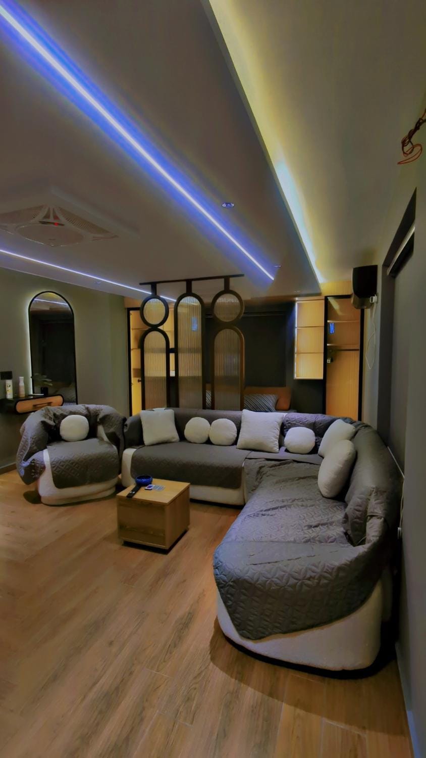 Luxury penthouse getaway Apartment in Islamabad Capital Territory