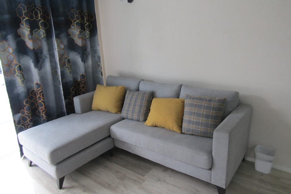103 Batts Rock Beach Condo's Apartment in Saint Michael