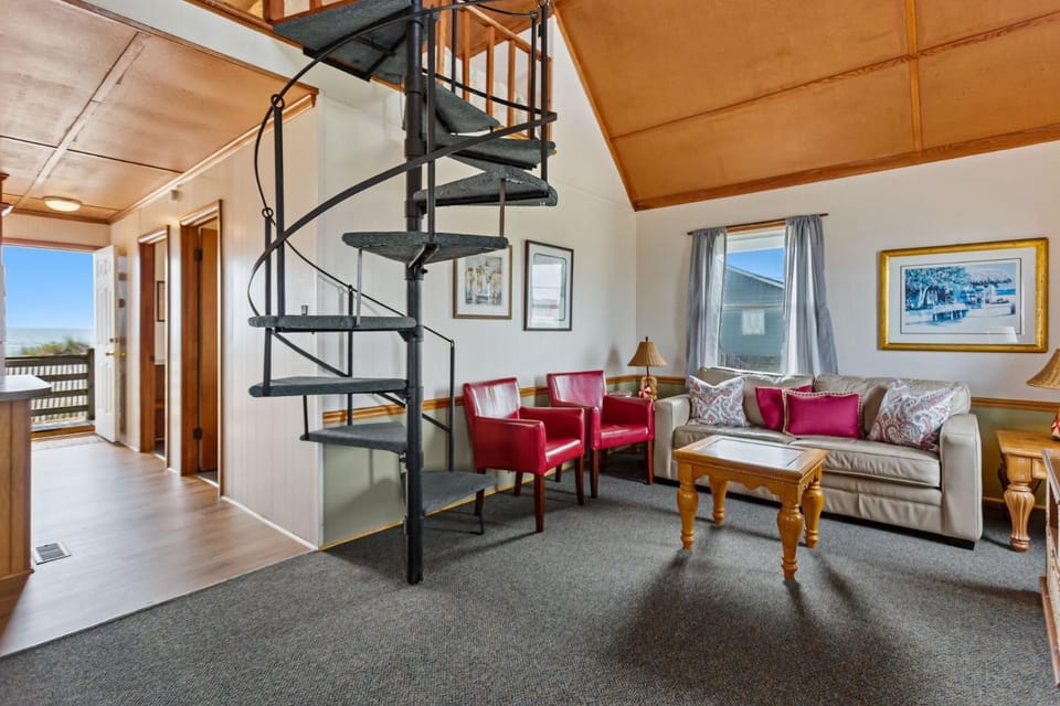 4060 - Foxhole House in Kitty Hawk