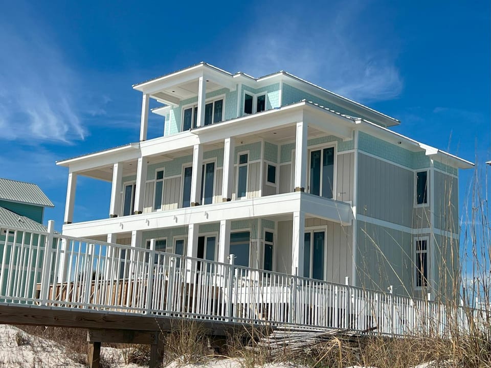 Property building, Balcony/Terrace