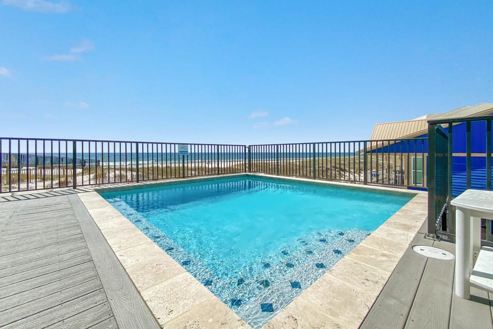 Day, View (from property/room), Balcony/Terrace, Balcony/Terrace, Pool view, Swimming pool, Swimming pool