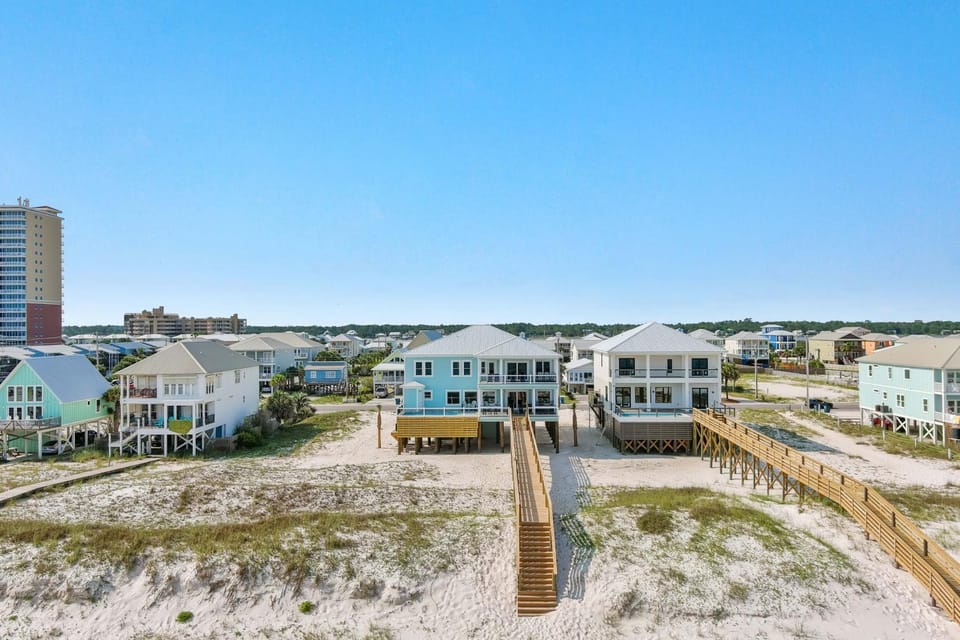 Property building, Day, Bird's eye view
