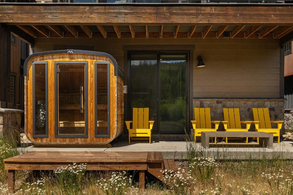 Starview Chalet House in Fraser
