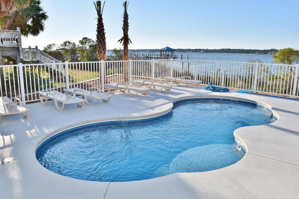 Patio, Day, View (from property/room), Balcony/Terrace, Lake view, Pool view, Swimming pool