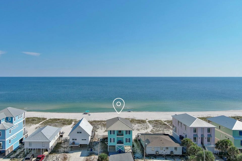 Property building, Day, Natural landscape, Bird's eye view, Beach, Sea view