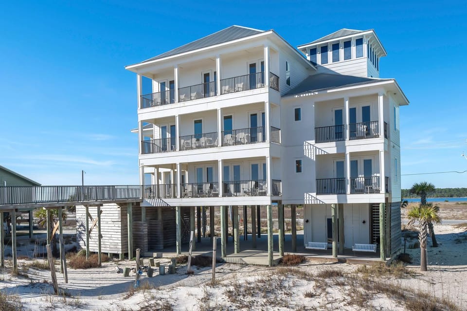 Property building, Day