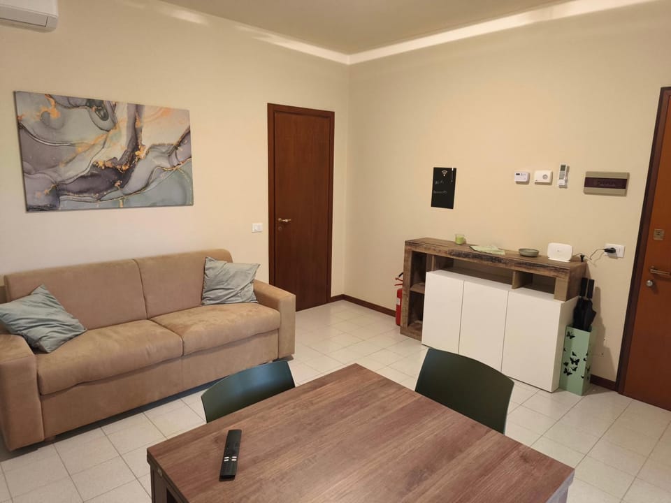 Living room, air conditioner