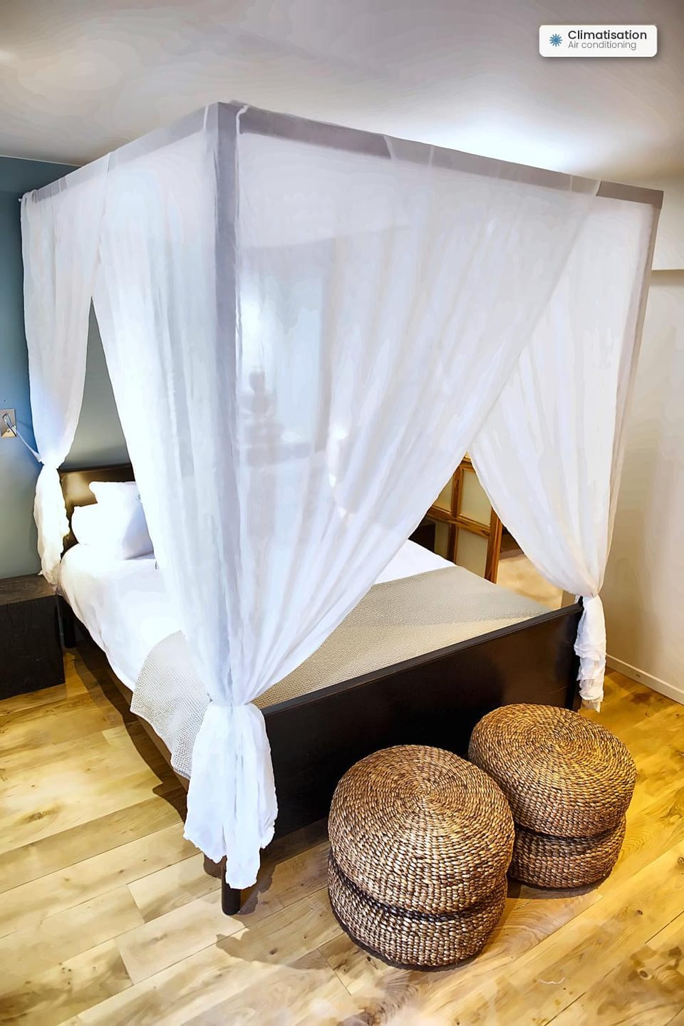 AJOUCADOU premiere loge Apartment in Lourmarin