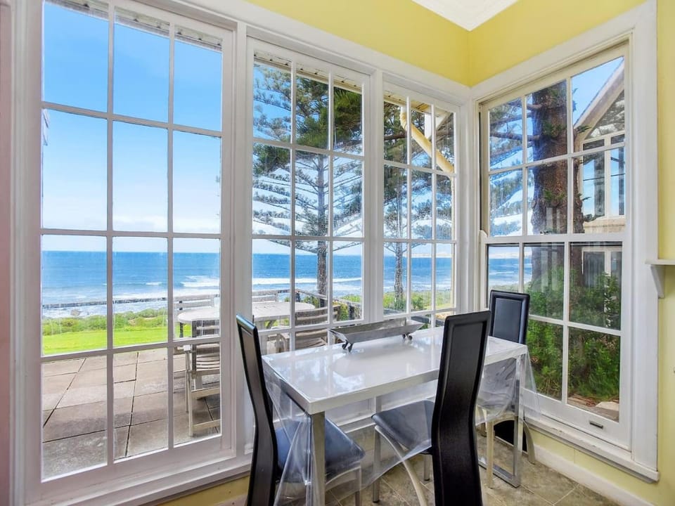 Elandra Hayborough - Pet Friendly No Fencing - No Linen Included House in Port Elliot
