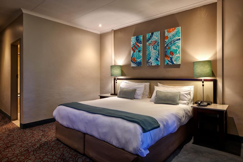 Shower, Toilet, Bed, Bathroom, TV and multimedia, Coffee/tea facilities, Photo of the whole room, Bedroom, hair dryier, internet, air conditioner