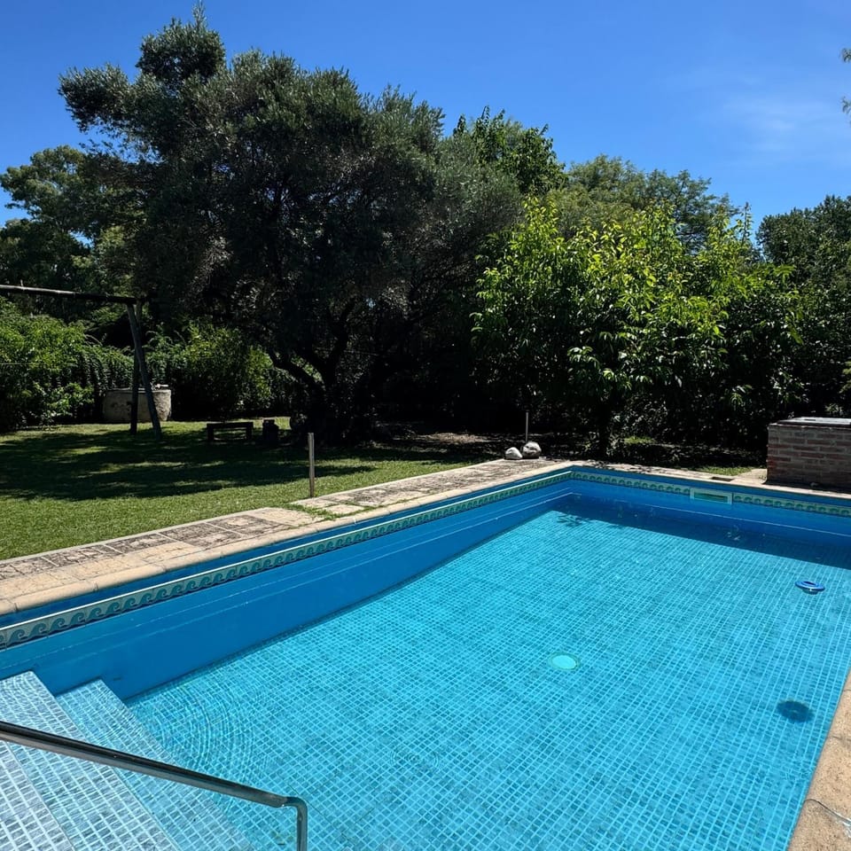 Casa completa con piscina a 600 metros de plaza de Villa de las Rosas House in San Luis Province, Argentina
