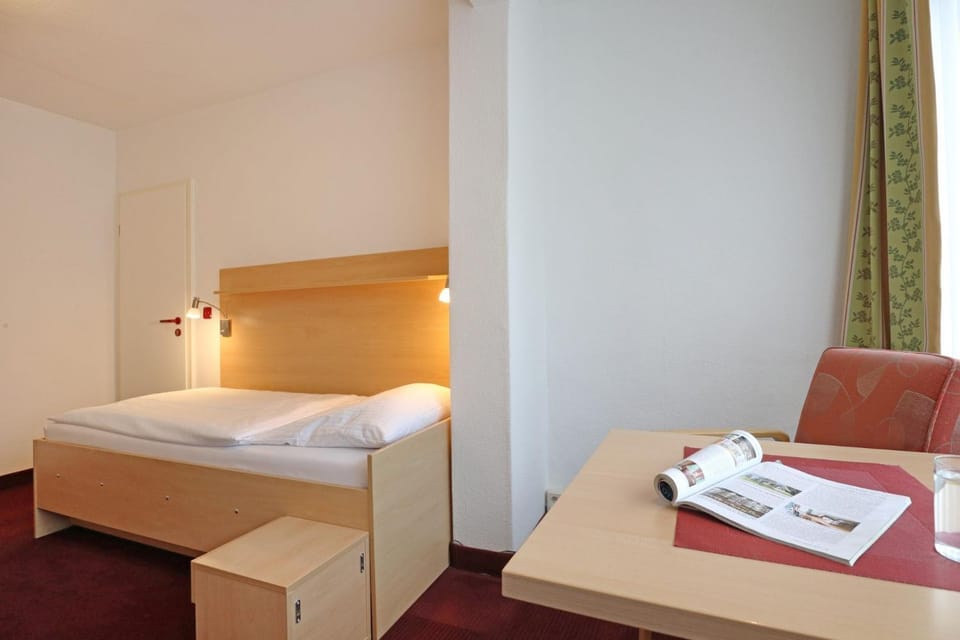 Strandflieder Zimmer 204 Vacation rental in Boltenhagen