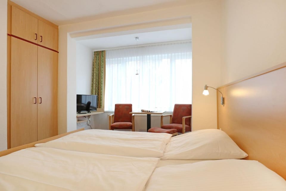 Strandflieder Zimmer 202 Vacation rental in Boltenhagen