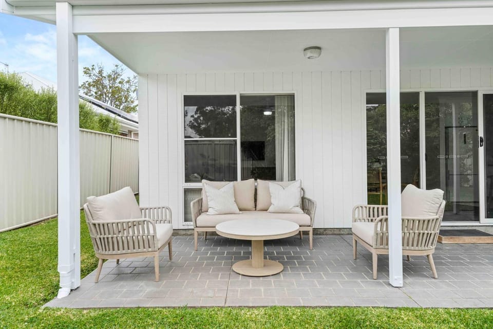 The Little Husky by Experience Jervis Bay House in Huskisson