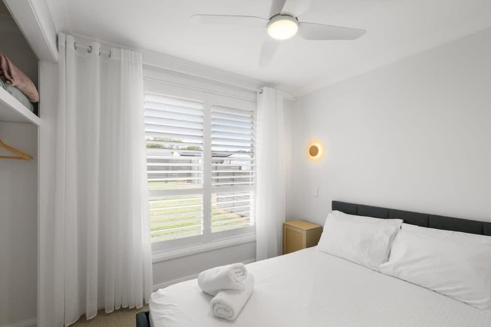 Coastal Luxe on Sandy House in Corlette