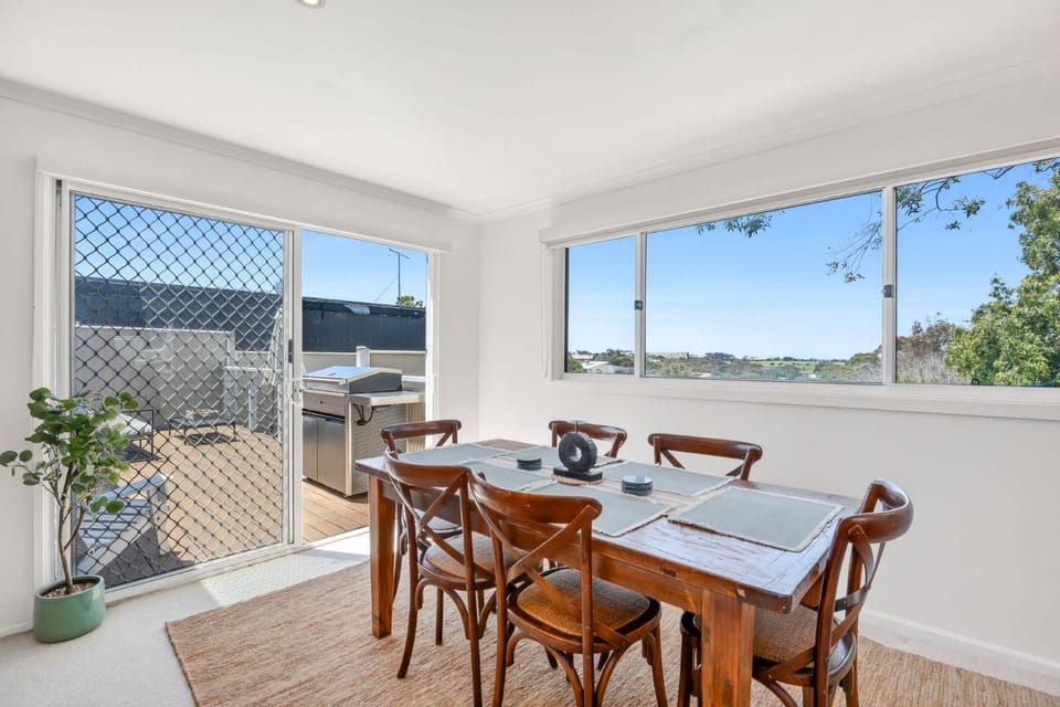 Jan Juc Family Escape House in Torquay