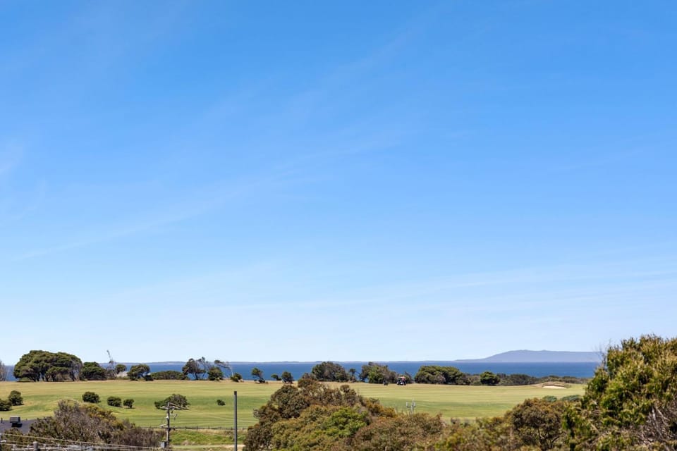 Jan Juc Family Escape House in Torquay