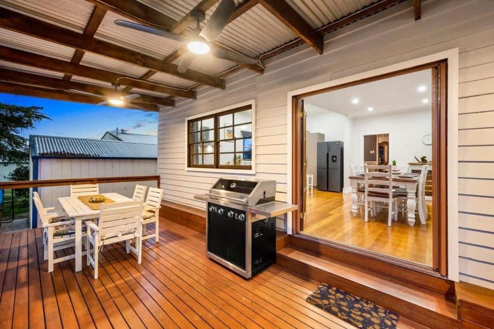 Hunter Valley Spa Stay House in Cessnock