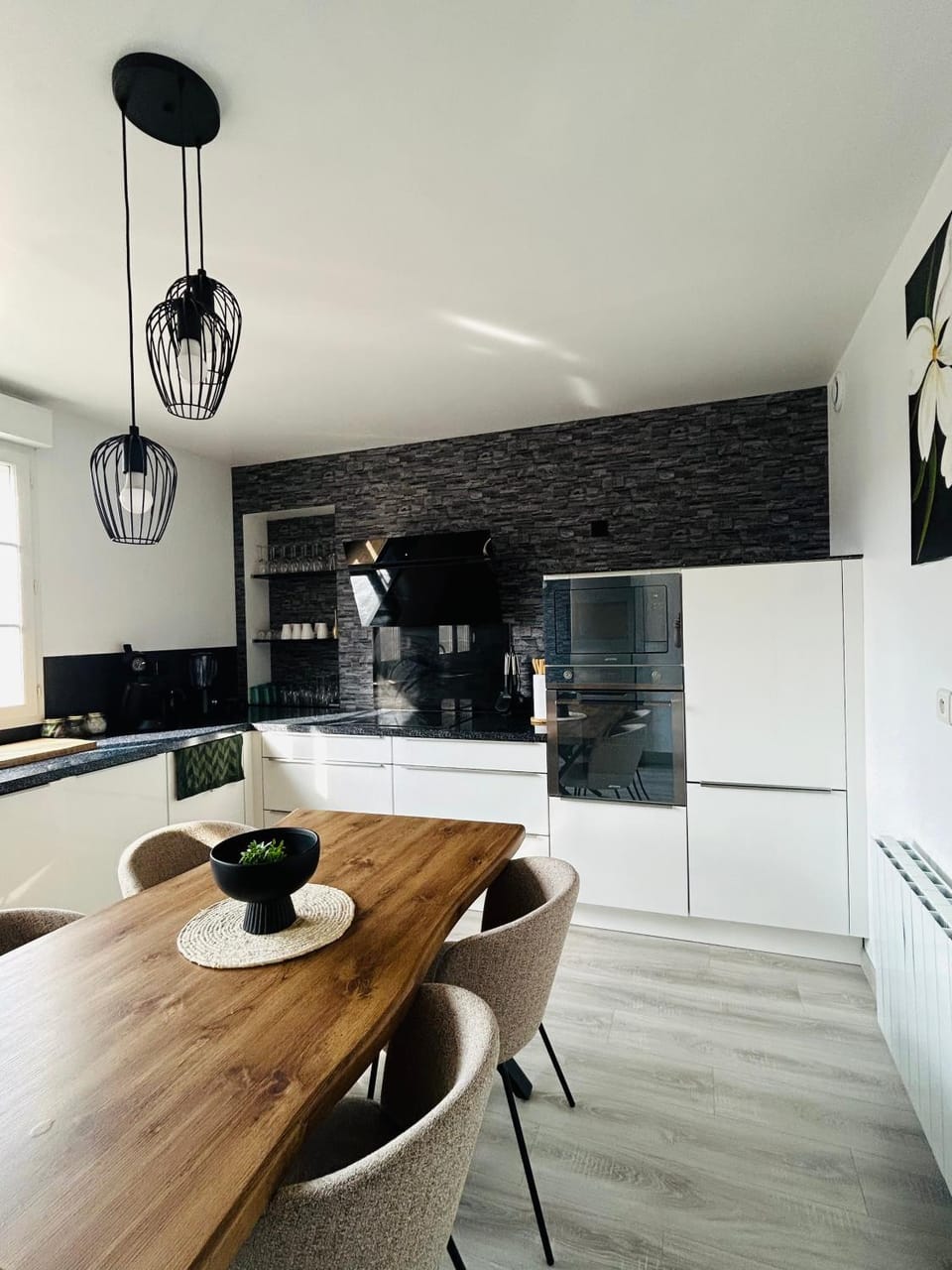 Downtown High Standing Duplex - "CENTRUM" Apartment in Epernay