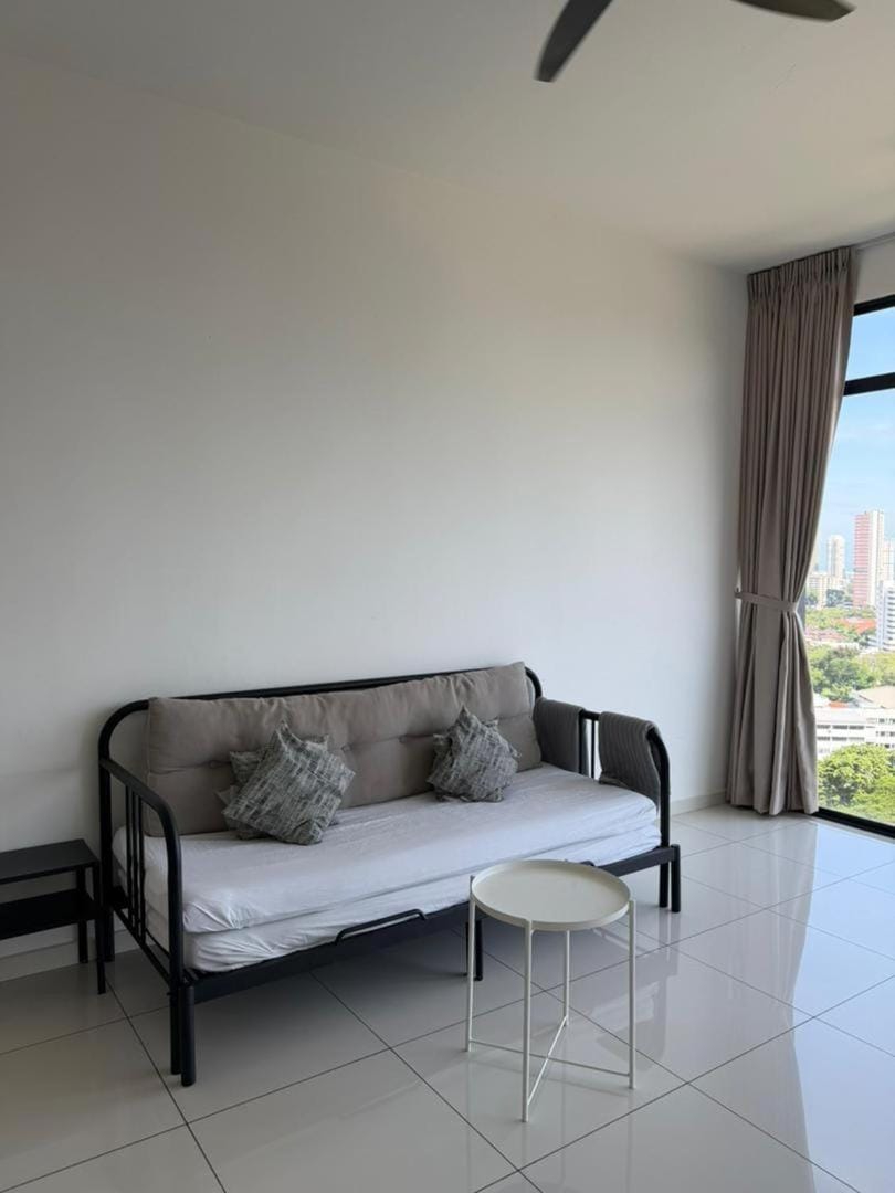 Beacon Executive Suites with Infinity Pool by BNB4U Apartment in George Town