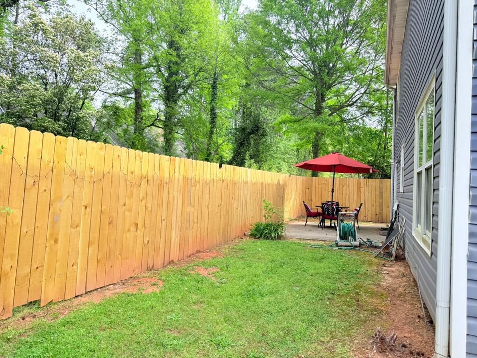 Large 3BR Home for Families and Work Stays With Fast WIFI House in Norcross