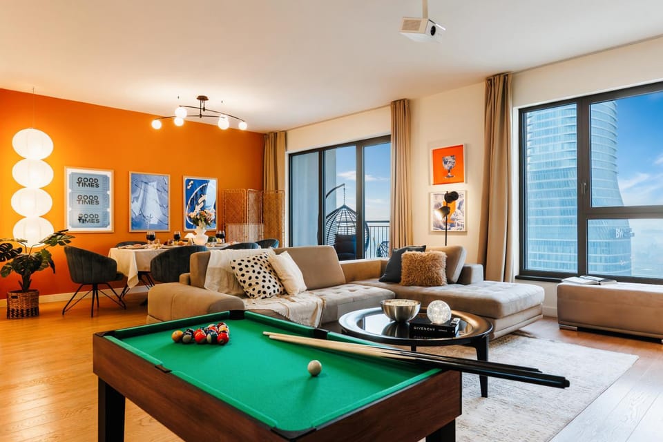 Billiard, TV and multimedia, Living room