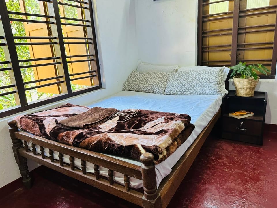 Idam Homestay - Entire 3 Bedroom Holiday Home House in Kerala