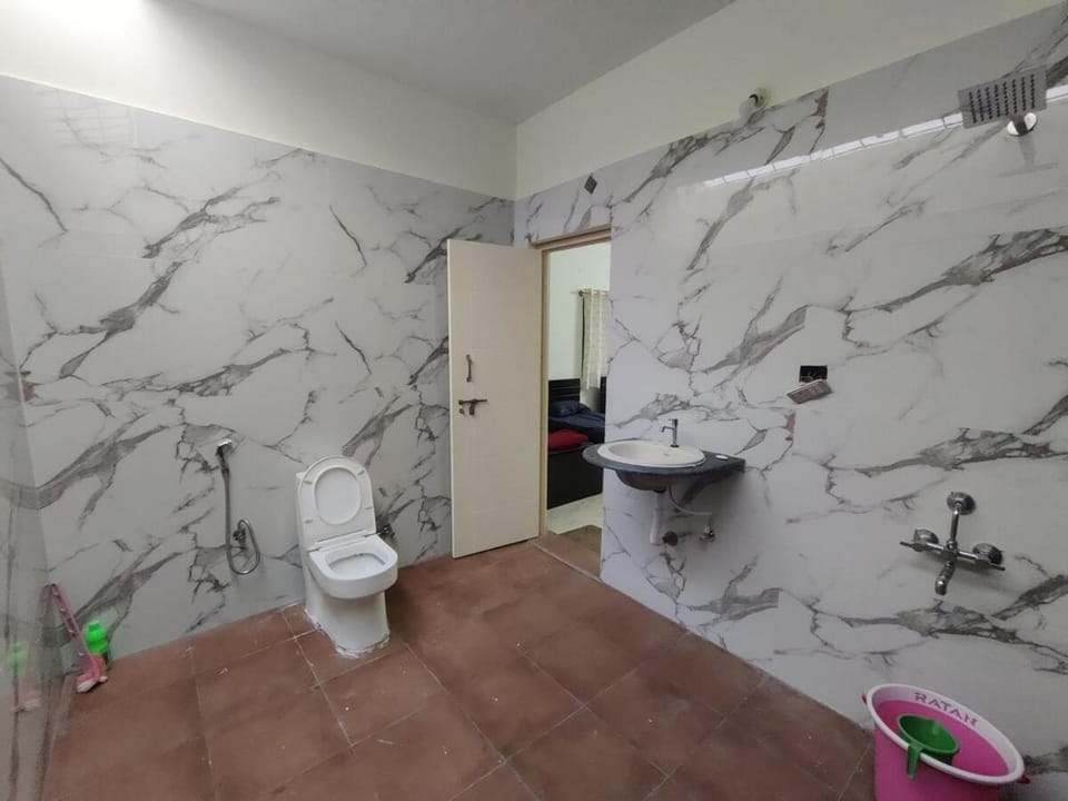 Toilet, Bathroom