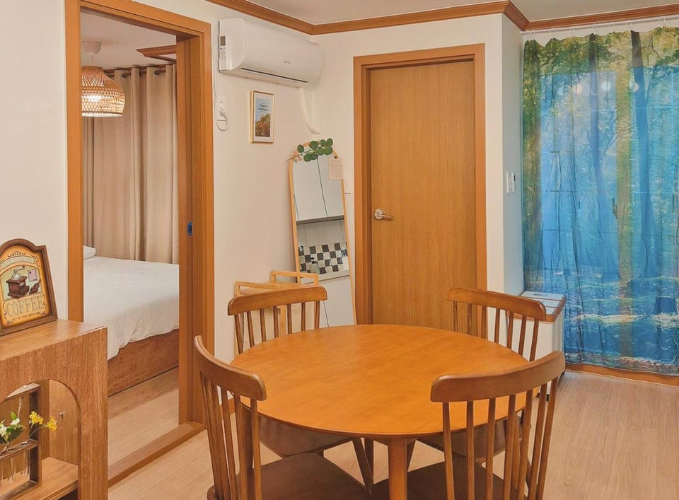 Living room, Area and facilities