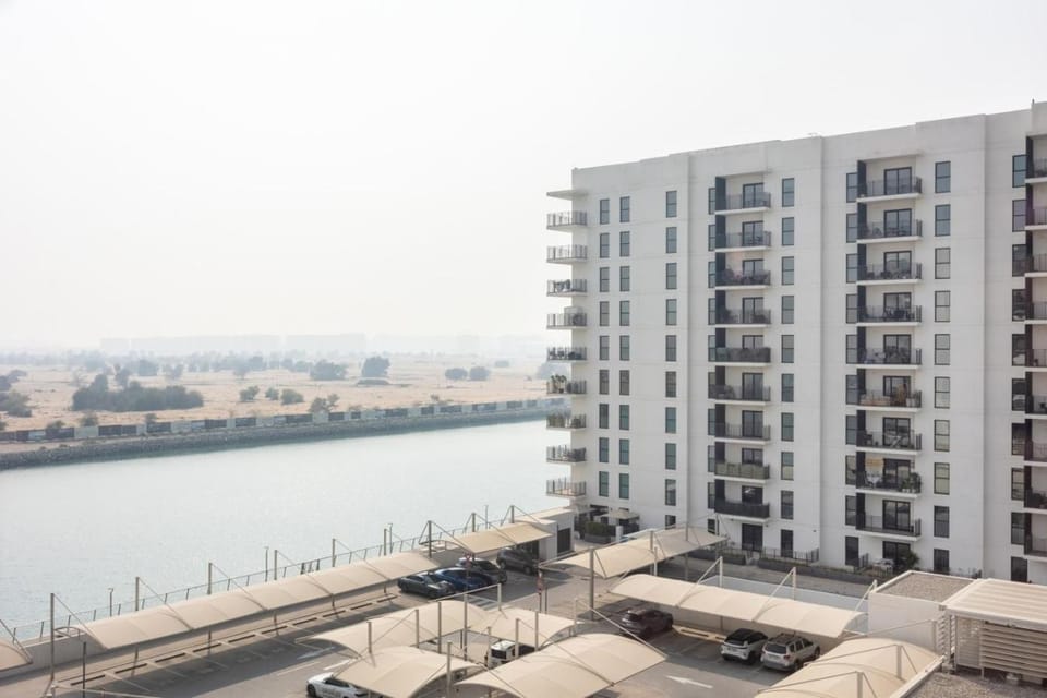 Bloomfields 1BR in Water's Edge 2 - Yas Island Apartment in Abu Dhabi