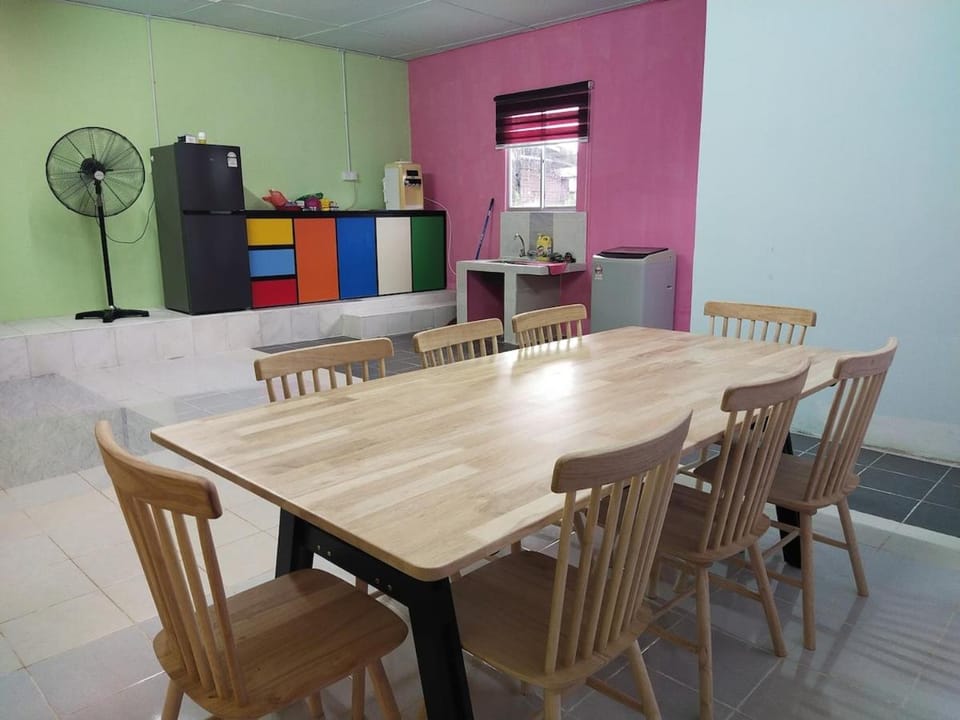 Village House With River View And Karaoke 8 to10 Pax House in Selangor, Malaysia