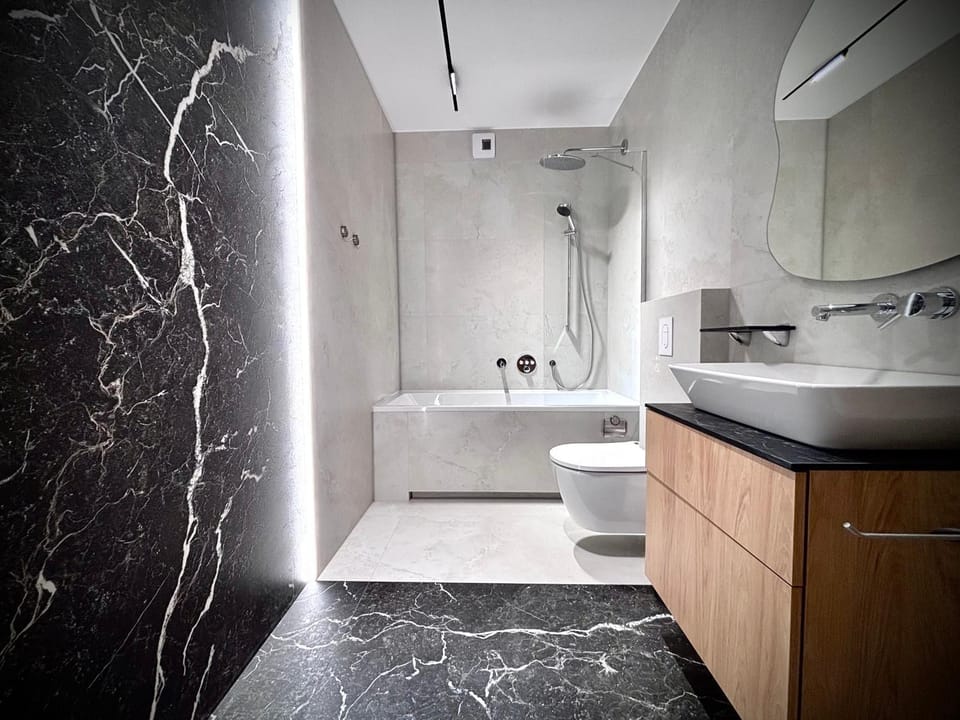 Shower, Toilet, Bathroom, Bath