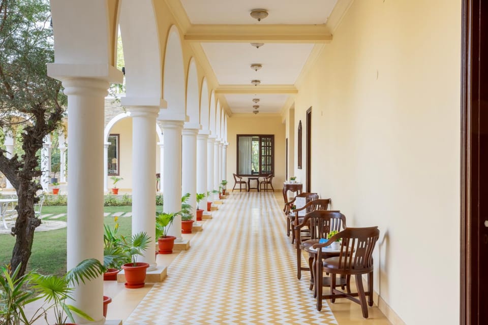 Property building, Garden, Lobby or reception