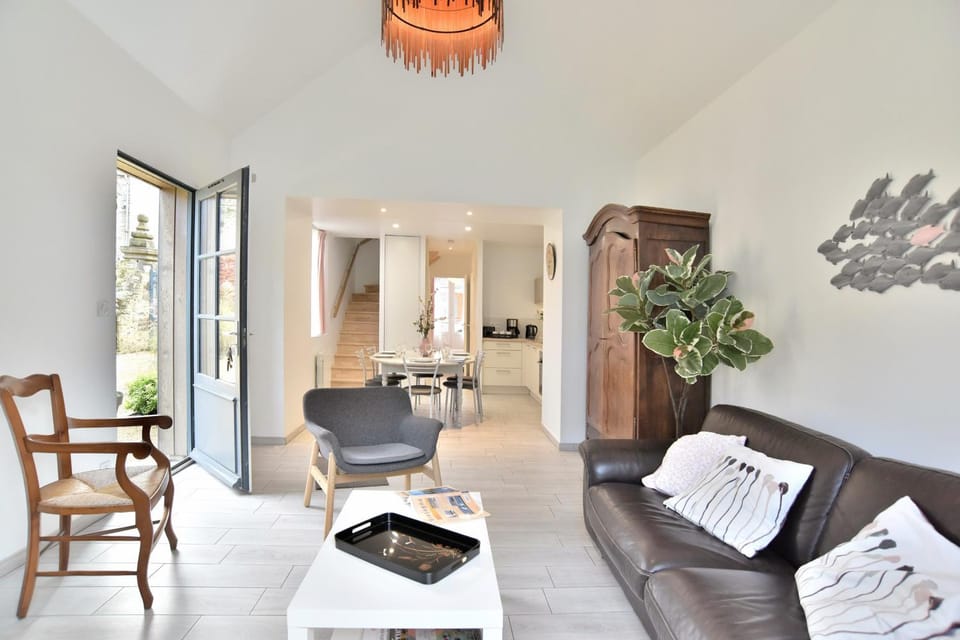 La Petite Jeanne House in Cancale