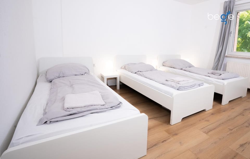 Bed, View (from property/room), Bedroom, towels