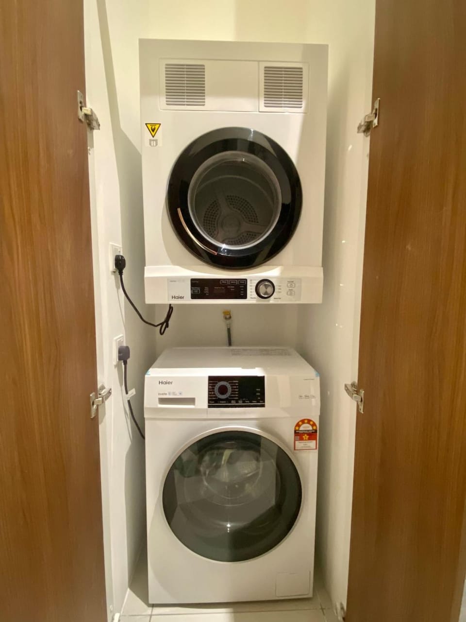D3-13-5 The Podium-3R2B-Free 2 Parking-10 Pax Apartment in Kuching