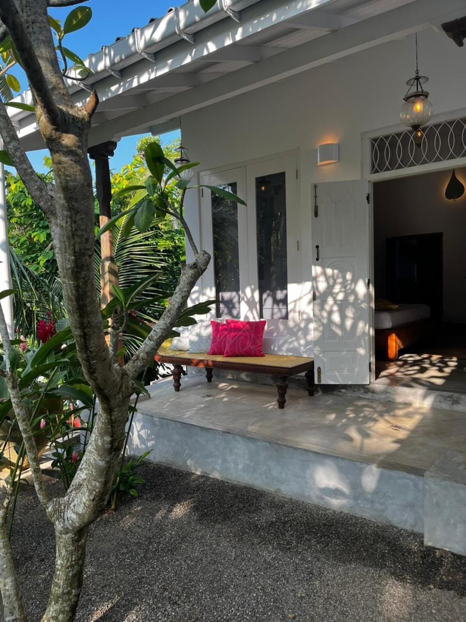 The Pineapple House Unawatuna Bed and Breakfast in Southern Province