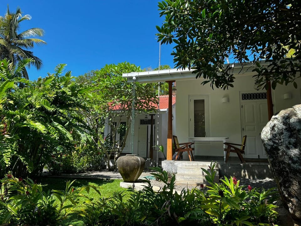 The Pineapple House Unawatuna Bed and Breakfast in Southern Province