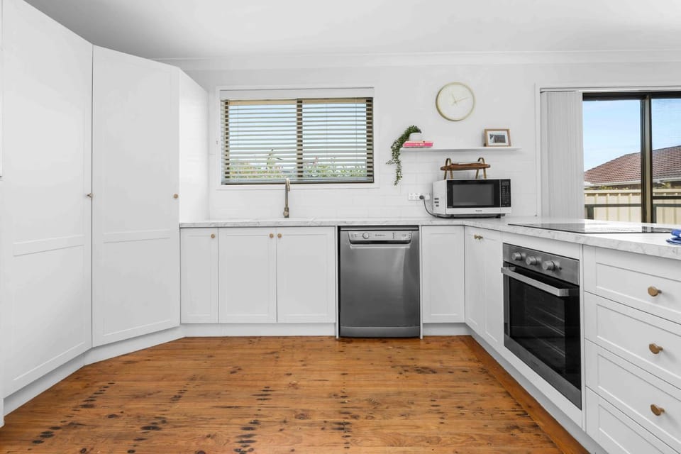Verzelha by the Sea - Spacious 3 bedroom home House in Culburra Beach