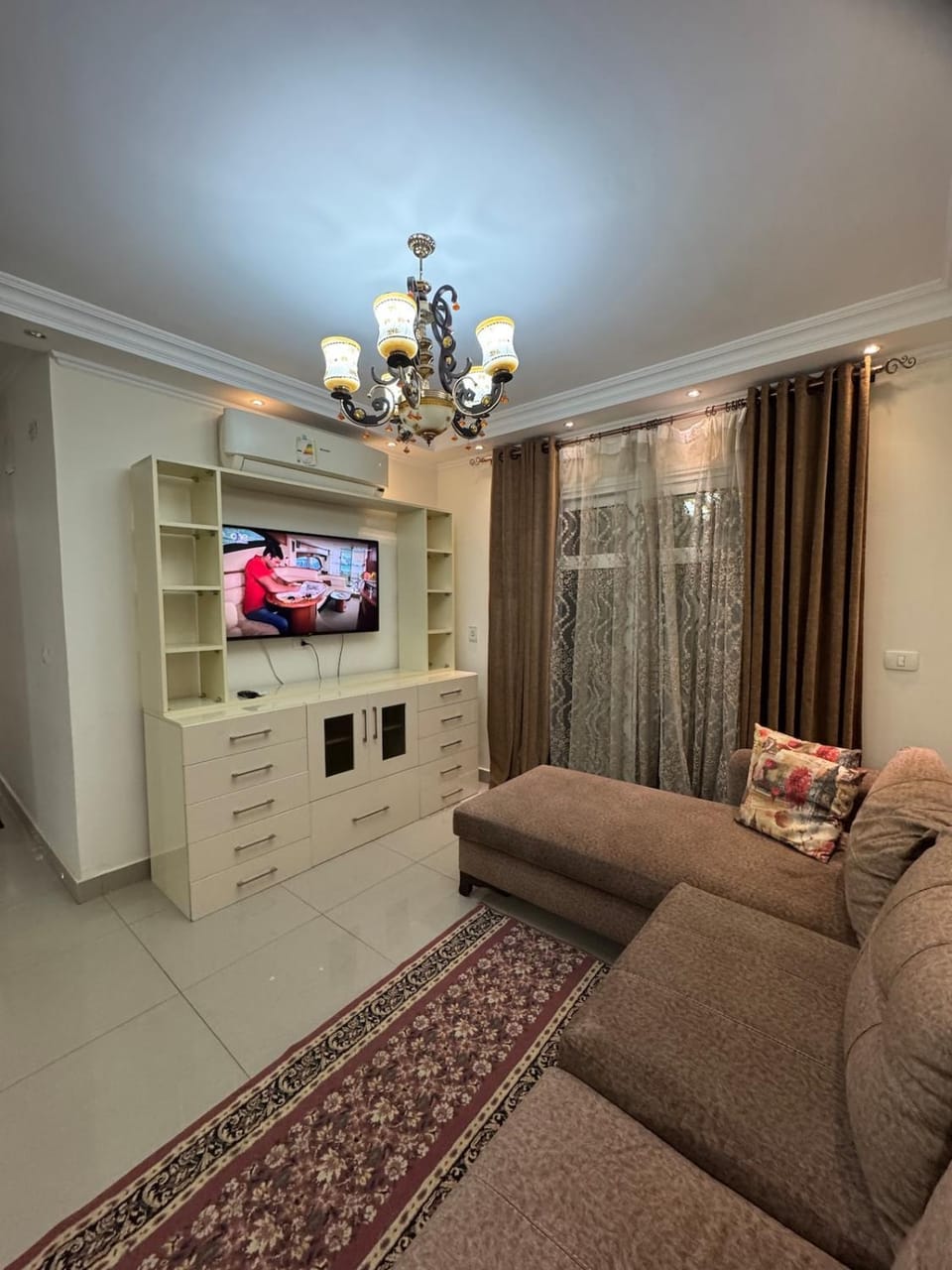 TV and multimedia, Living room, Seating area