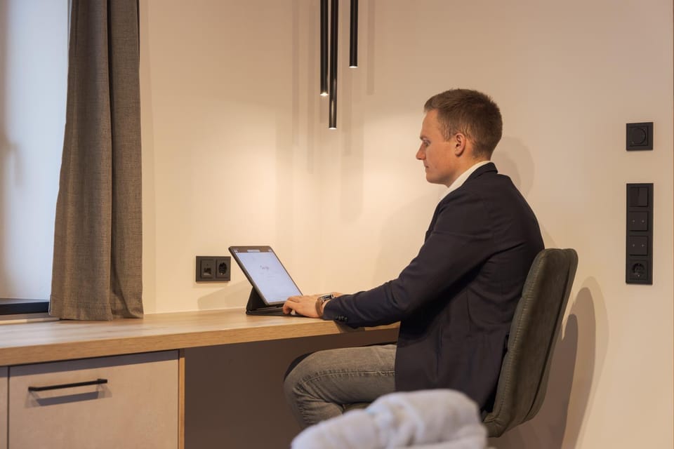 TV and multimedia, Business facilities