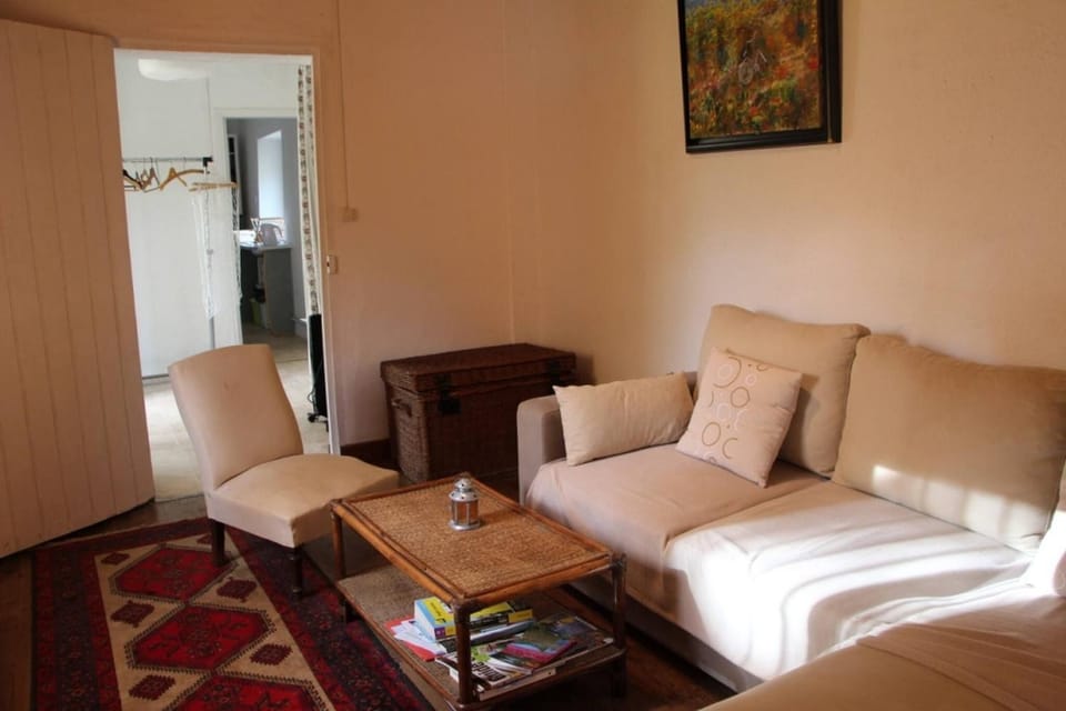 Living room, Decorative detail