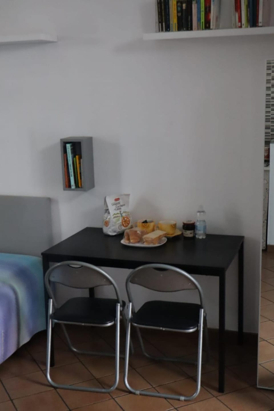 Seating area, Dining area, Breakfast