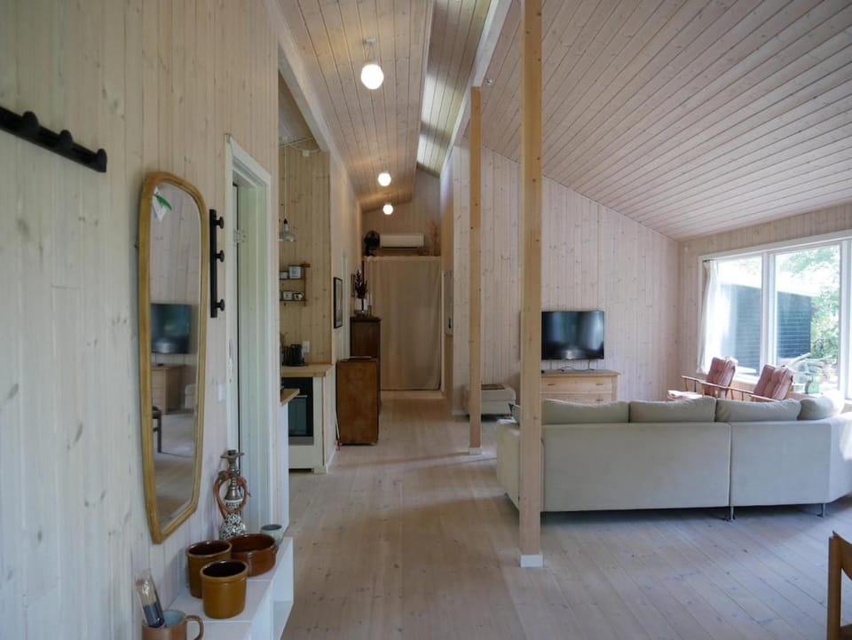 TV and multimedia, Photo of the whole room