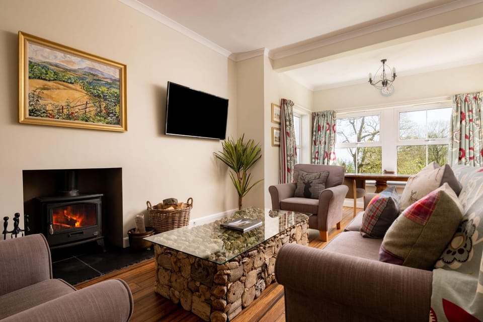 Living room, flat iron