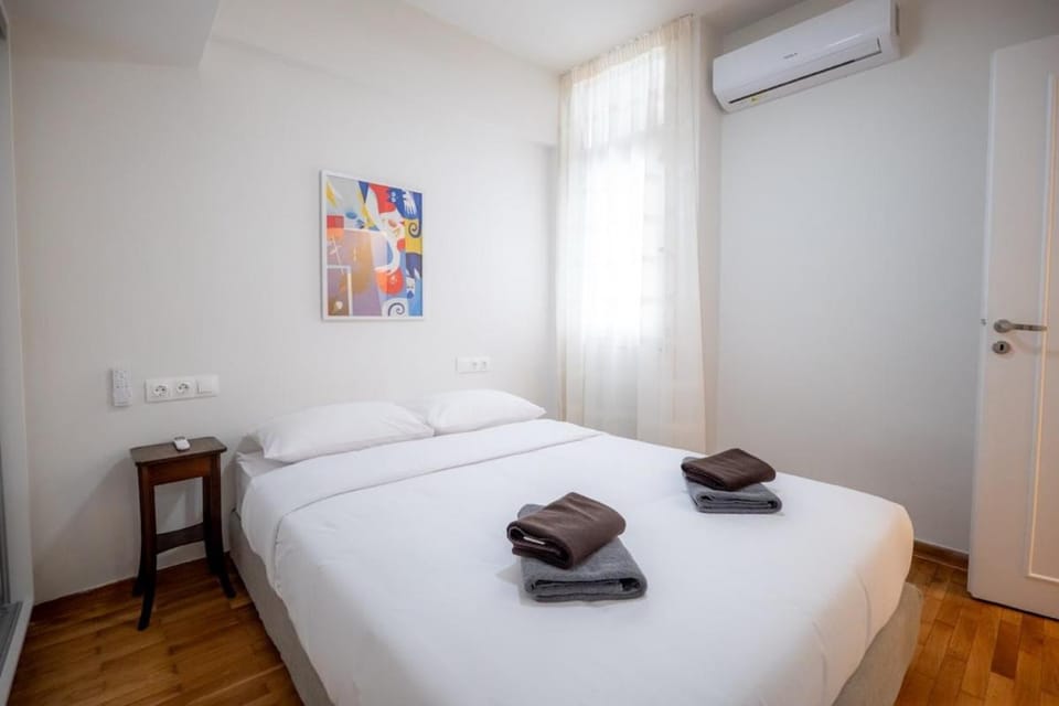 Zen Alma, Kypseli Apartment in Athens