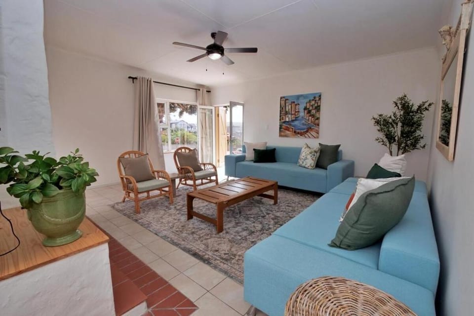 la casa blanca House in Western Cape